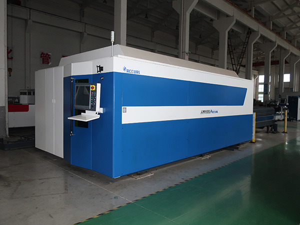 1000 واط كتر ليزر 8 ملم MS لوحة price 6mm و ss الألياف آلة القطع بالليزر السعر